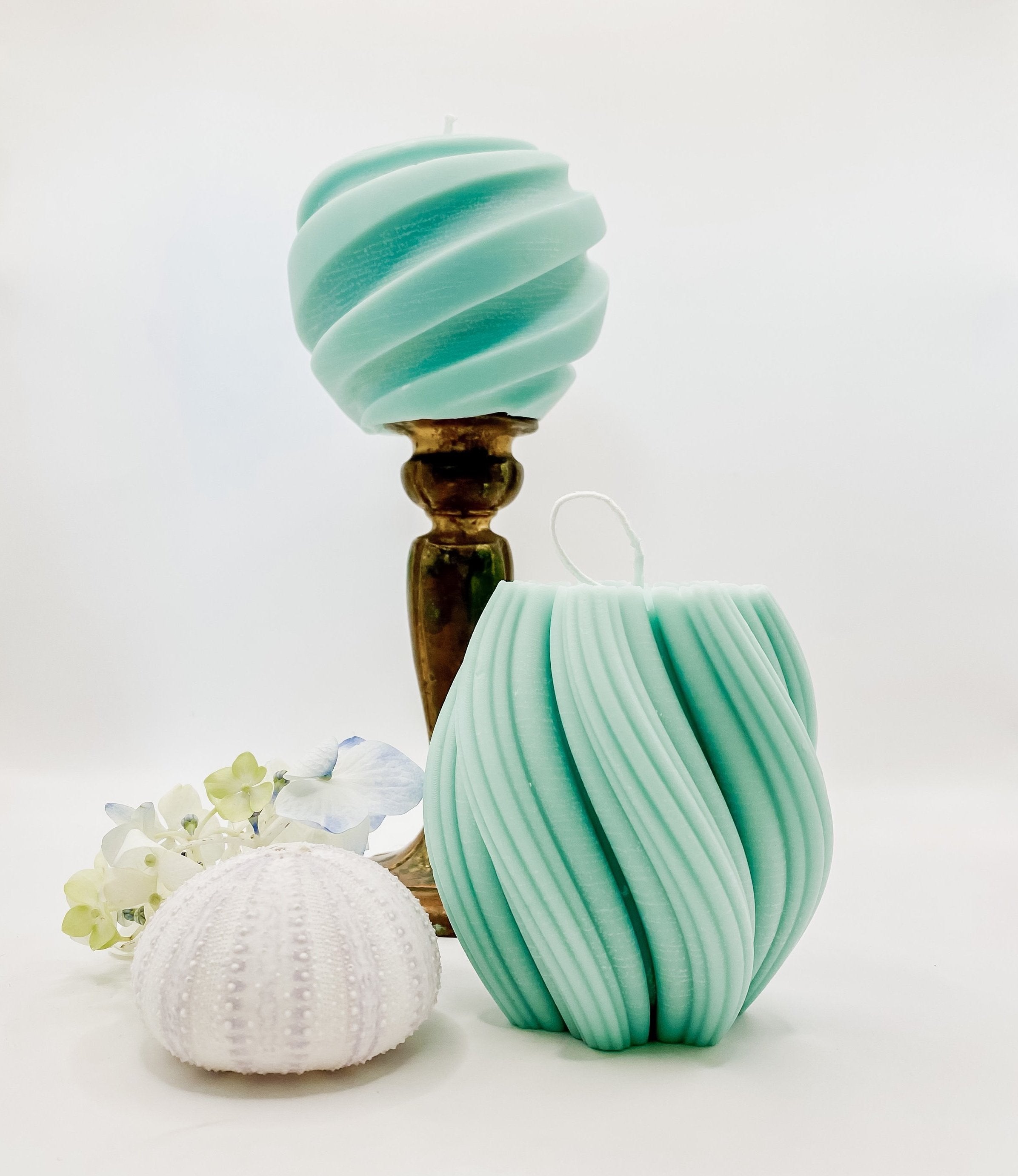 Swirly Orb Candle
